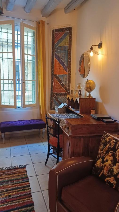 MAISON DE CHARME AVEC COUR, proche rue des Teinturiers Avignon Extérieur photo