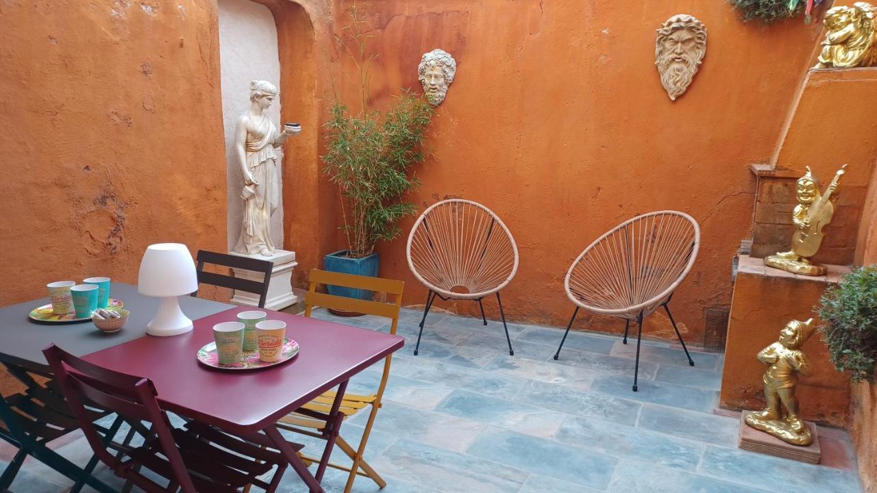 MAISON DE CHARME AVEC COUR, proche rue des Teinturiers Avignon Extérieur photo
