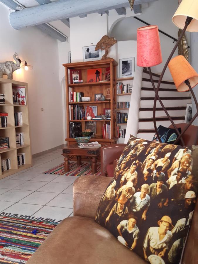 MAISON DE CHARME AVEC COUR, proche rue des Teinturiers Avignon Extérieur photo