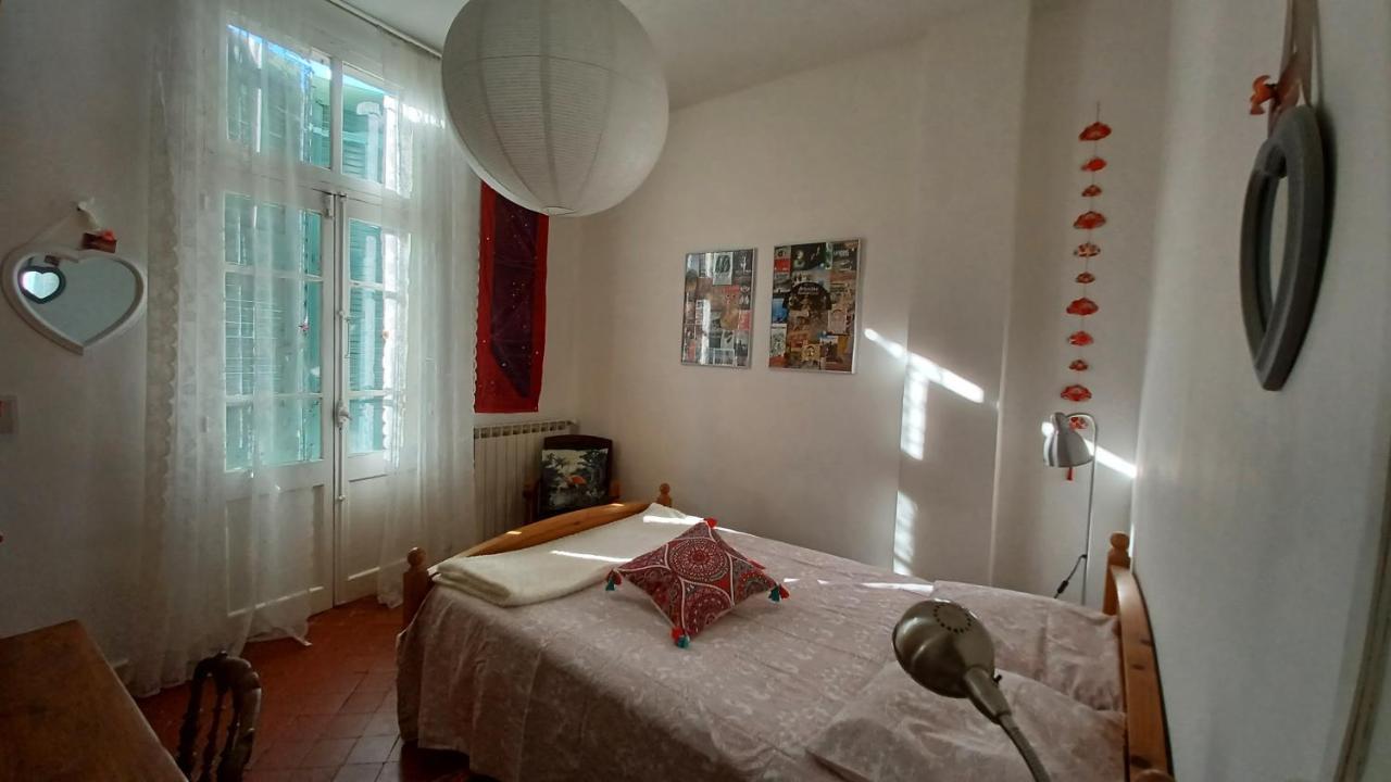 MAISON DE CHARME AVEC COUR, proche rue des Teinturiers Avignon Extérieur photo